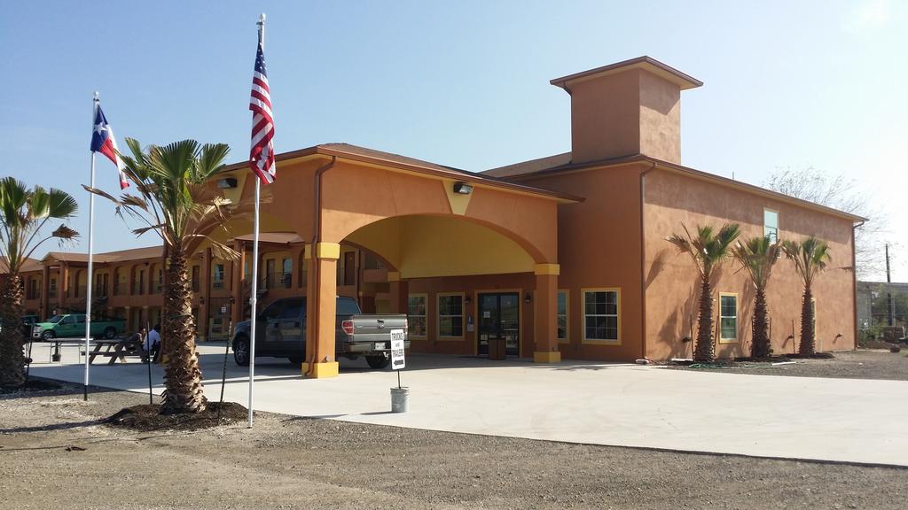 Texan Inn&Suites Tilden Exterior foto