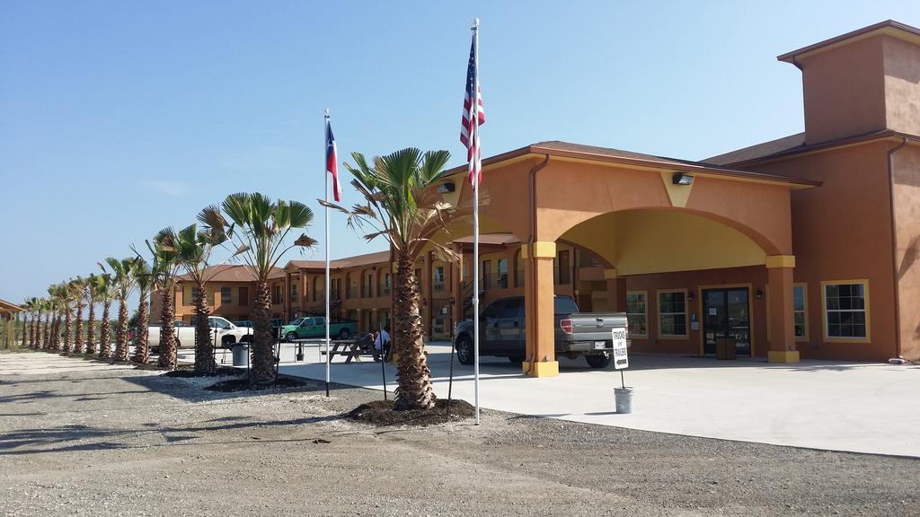 Texan Inn&Suites Tilden Exterior foto